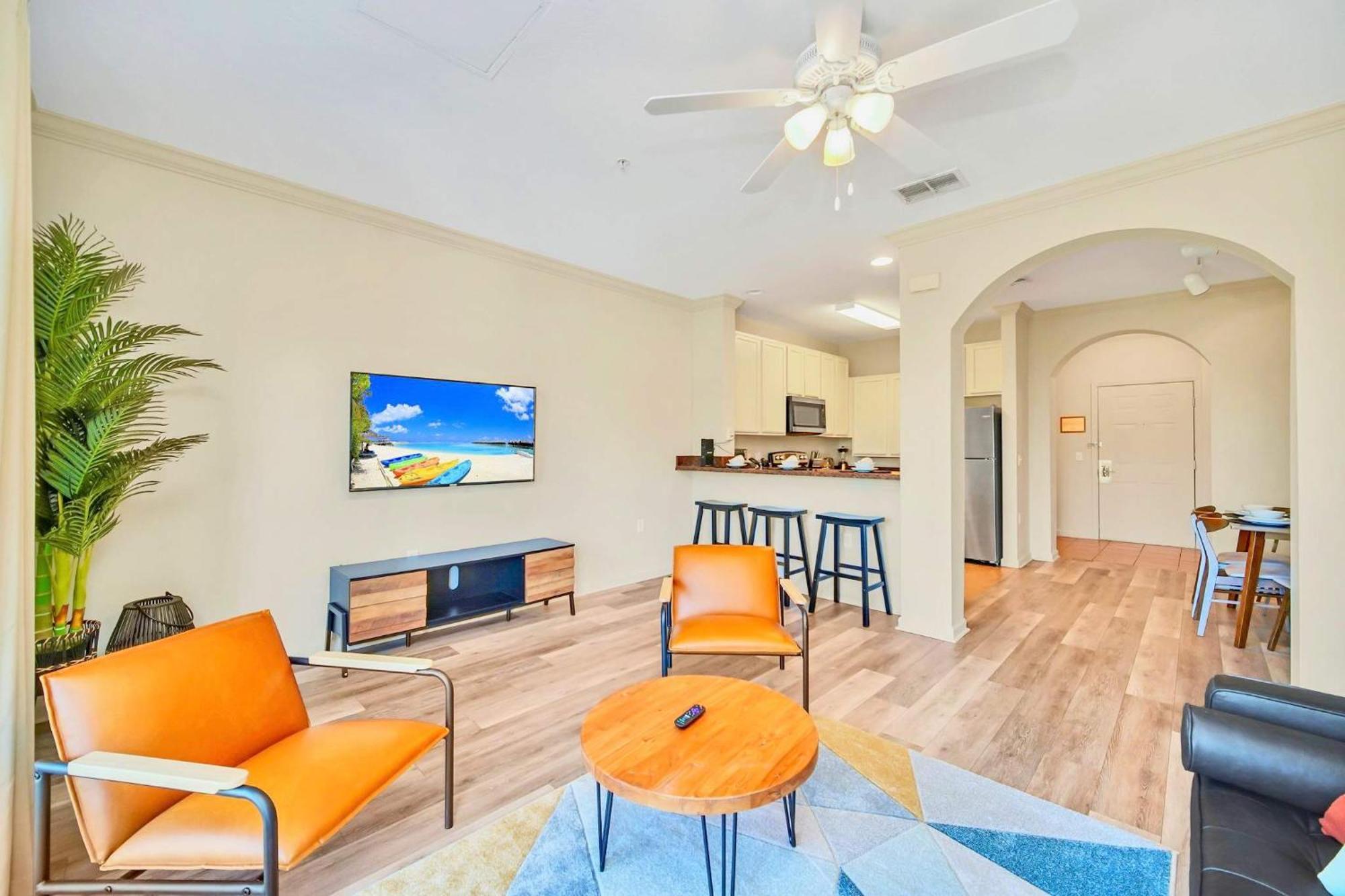 Stunning 2Br Condo With Hot Tub And Pool, Near Disney! Orlando Dış mekan fotoğraf